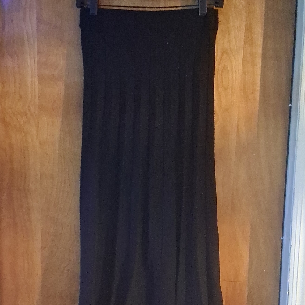 Max Studio Black Women's Skirt.